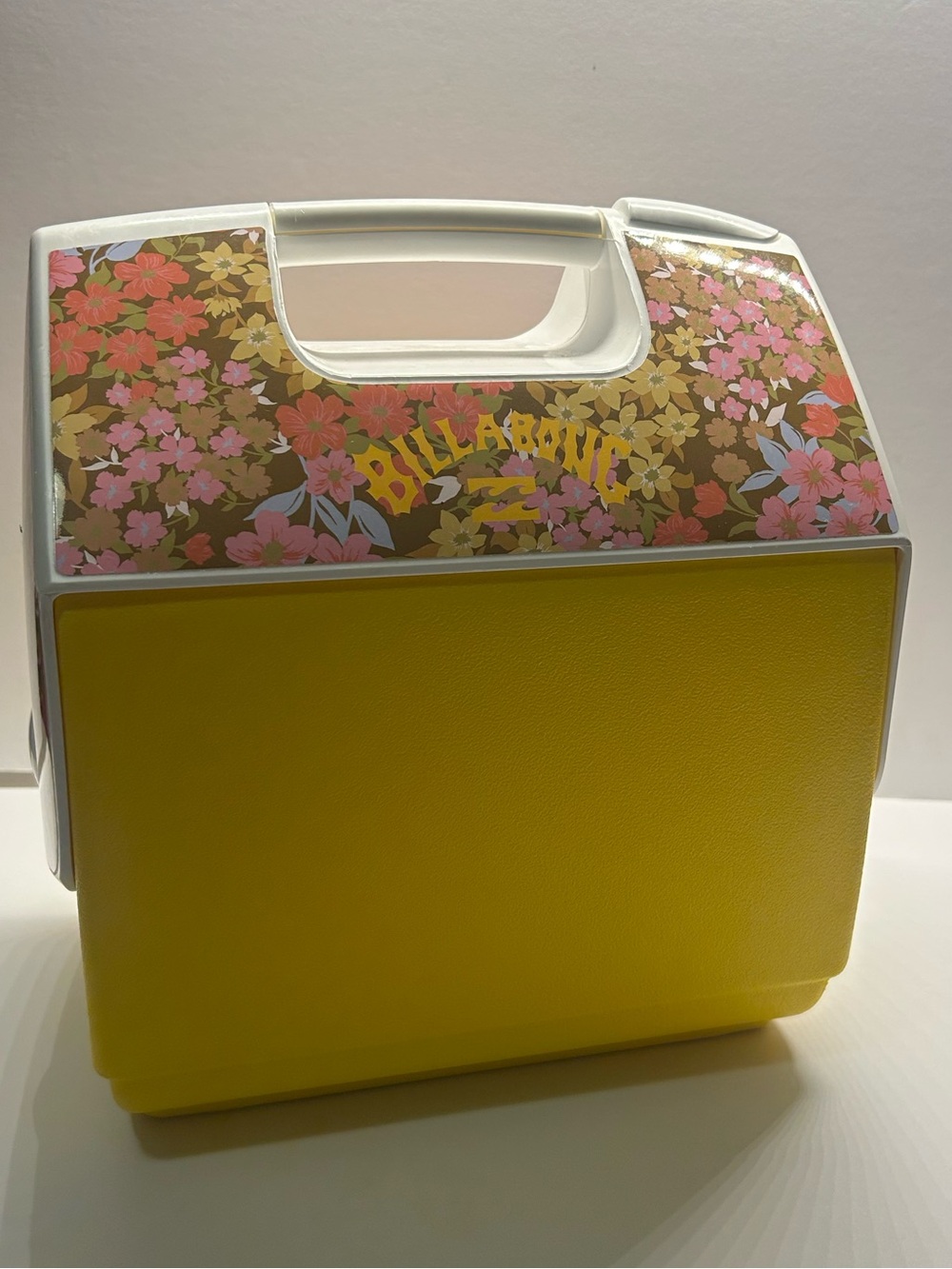 Billabong x Igloo Yellow Floral Playmate Cooler